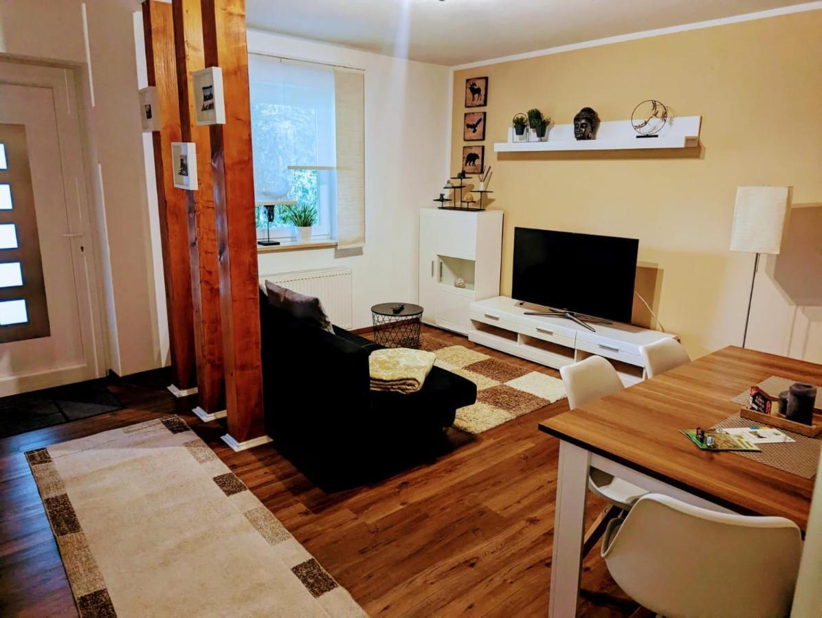 Ferienwohnung Jobst - Ruhig mit Blick ins Grüne Nittenau Exterior foto